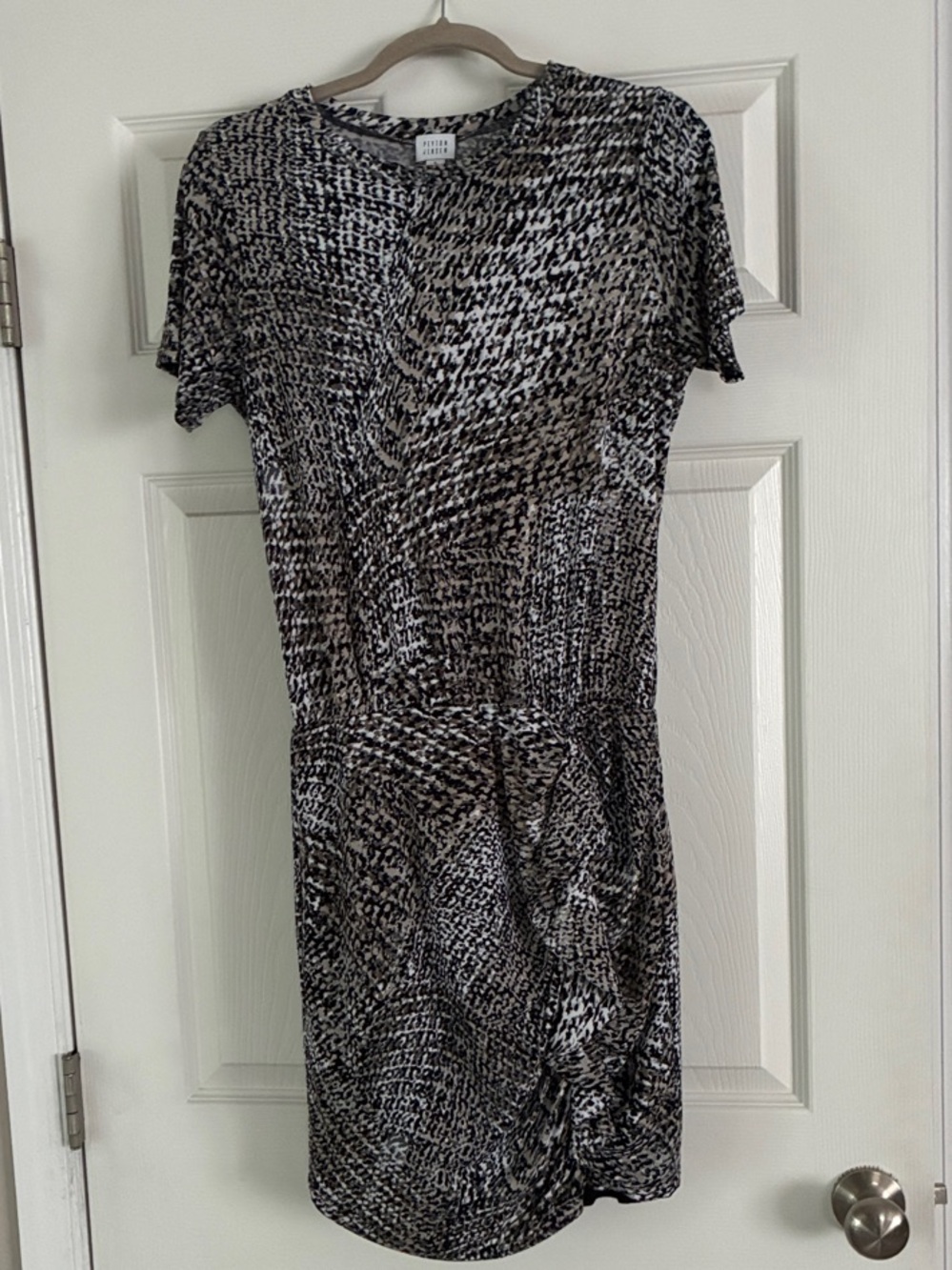 Peyton Jensen Evereve Women's Black and White Printed Midi Dress with Tie Waist